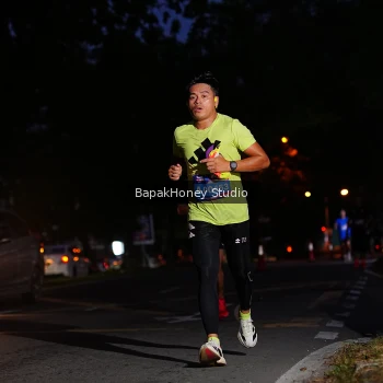 Runner Photo 4095242