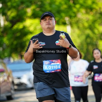 Runner Photo 4095300