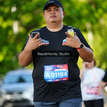 Runner Photo 4095317