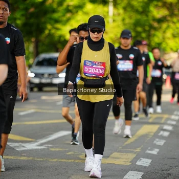 Runner Photo 4095355