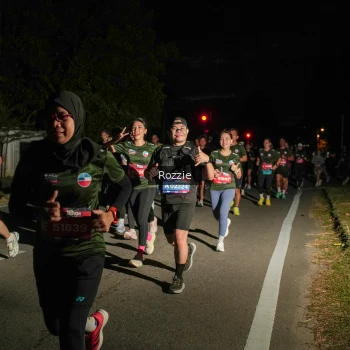 Runner Photo 4095371