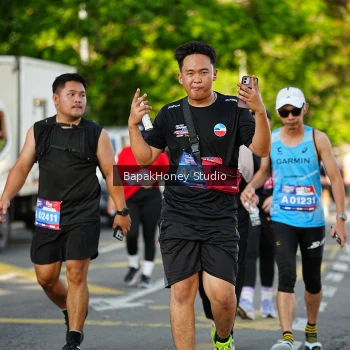 Runner Photo 4095385