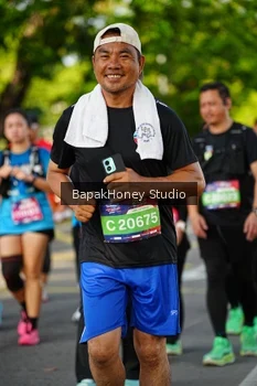 Runner Photo 4095408