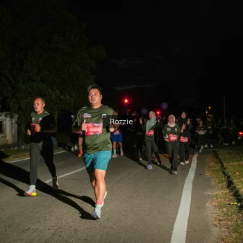 Runner Photo 4095486
