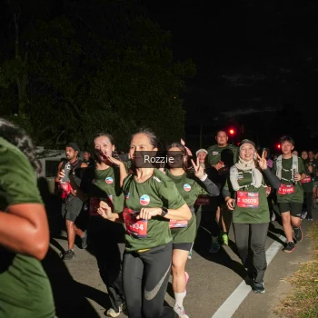 Runner Photo 4095563