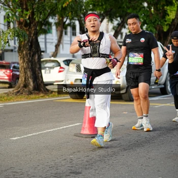 Runner Photo 4095577