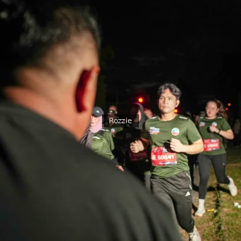 Runner Photo 4095581