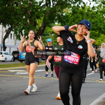 Runner Photo 4095631