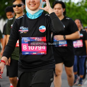 Runner Photo 4095642