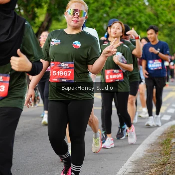 Runner Photo 4095686