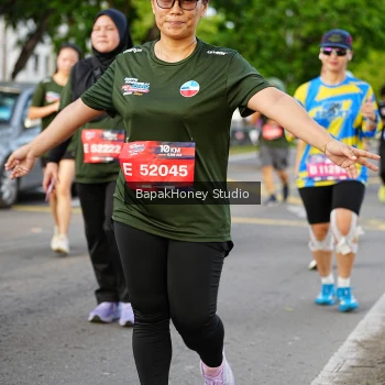 Runner Photo 4095694