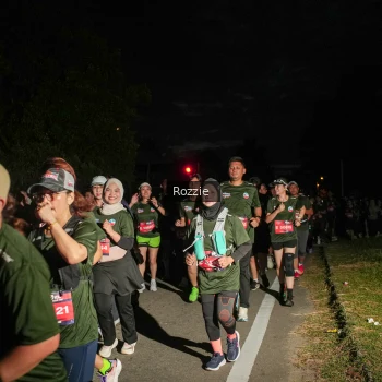Runner Photo 4095698