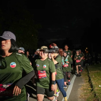 Runner Photo 4095699