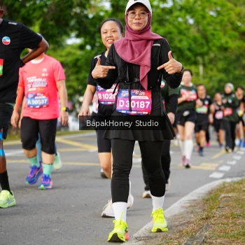 Runner Photo 4095744
