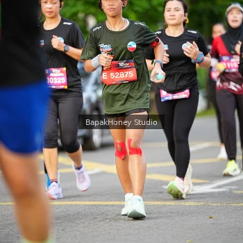 Runner Photo 4095756