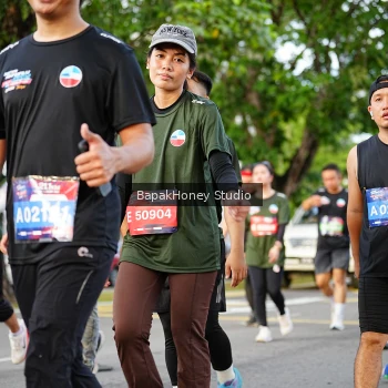 Runner Photo 4095772