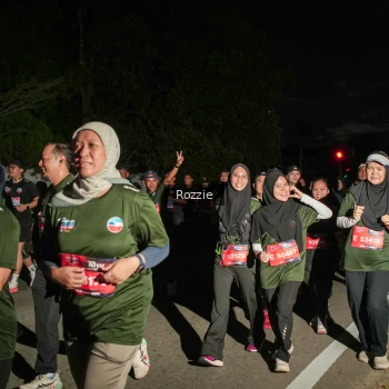 Runner Photo 4095777