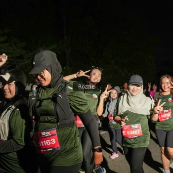 Runner Photo 4095813