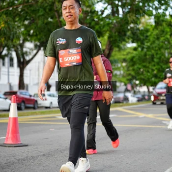Runner Photo 4095824