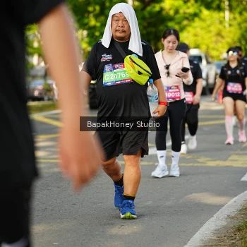 Runner Photo 4095905