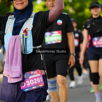 Runner Photo 4095945