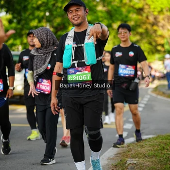 Runner Photo 4095948