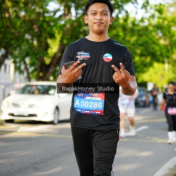 Runner Photo 4095967