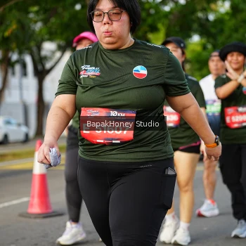 Runner Photo 4095990