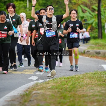 Runner Photo 4096053