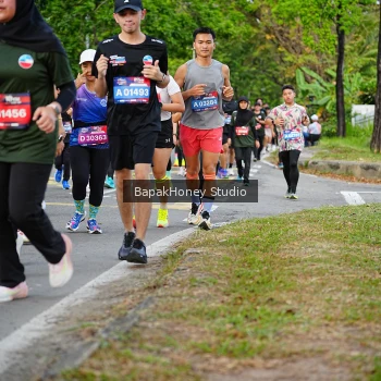 Runner Photo 4096056