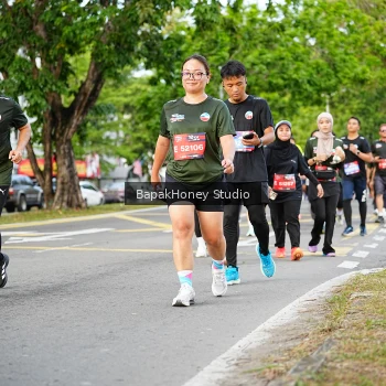 Runner Photo 4096058