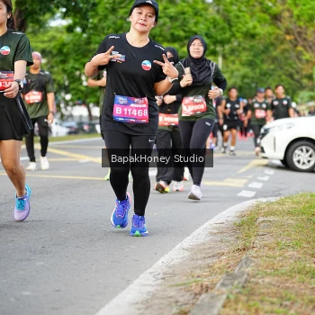Runner Photo 4096060