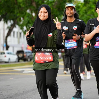 Runner Photo 4096072