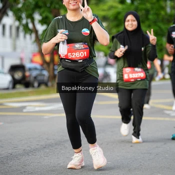 Runner Photo 4096073