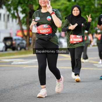 Runner Photo 4096075