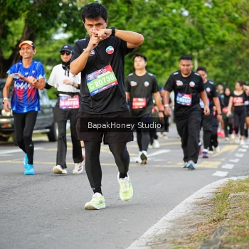 Runner Photo 4096084