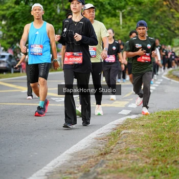 Runner Photo 4096091