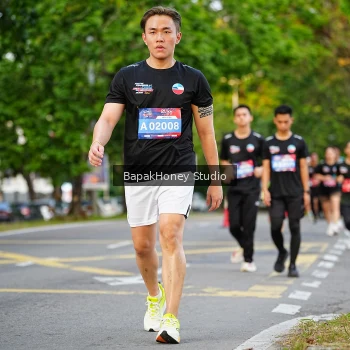 Runner Photo 4096129