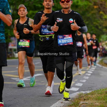 Runner Photo 4096138