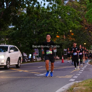 Runner Photo 4096194