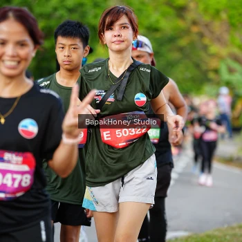 Runner Photo 4096344