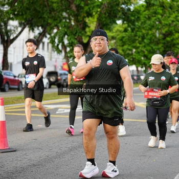Runner Photo 4096353
