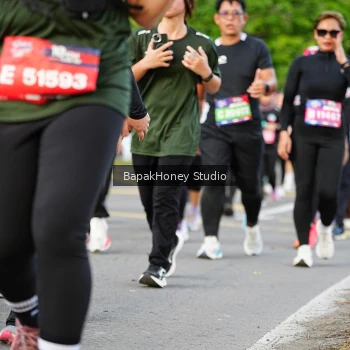 Runner Photo 4096369