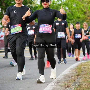 Runner Photo 4096374