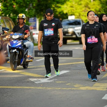 Runner Photo 4096450