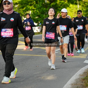 Runner Photo 4096460