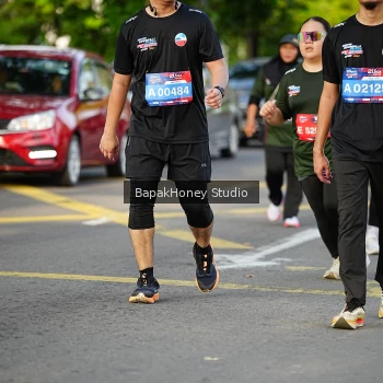 Runner Photo 4096480