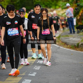 Runner Photo 4096494