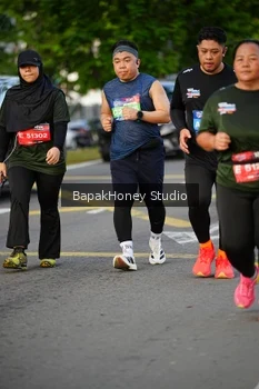 Runner Photo 4096495
