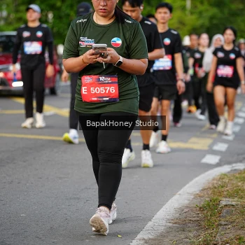Runner Photo 4096516